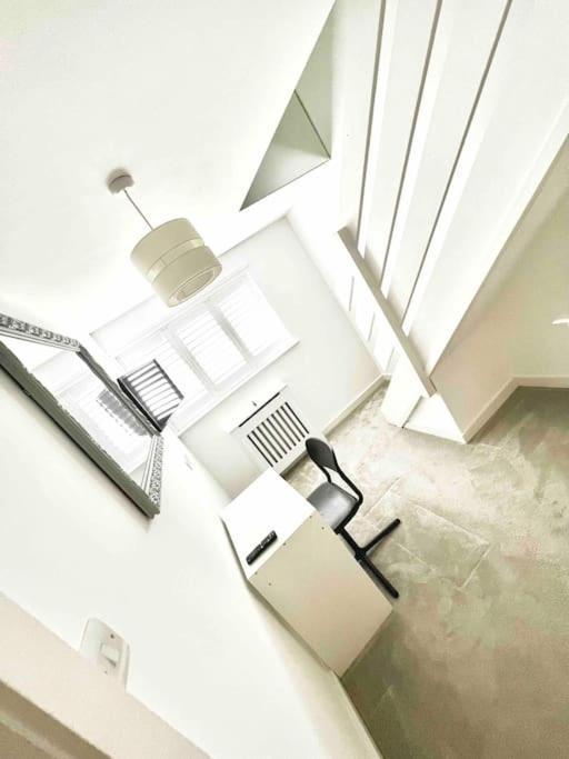 Recently Renovated,Modern House. Train Station Vila North Mymms Exterior foto